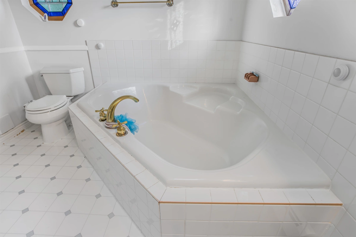 Office / Den Photo of 13596 60 Avenue, Surrey, BC