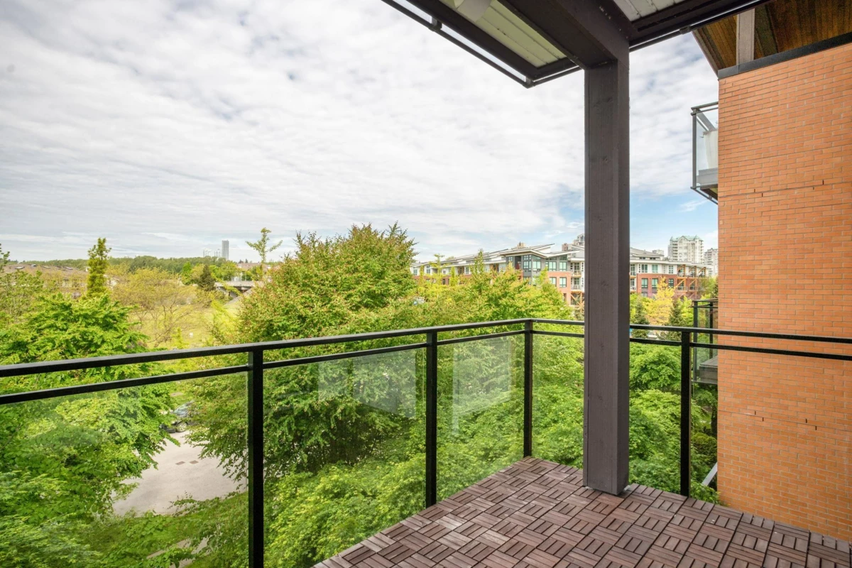 Laundry Room Photo of 302 220 Salter Street, New Westminster, BC