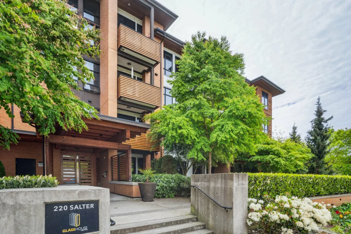 Mudroom Photo of 302 220 Salter Street, New Westminster, BC