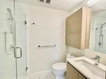 Primary Bathroom Photo of 2404 4168 Lougheed Highway, Burnaby, BC