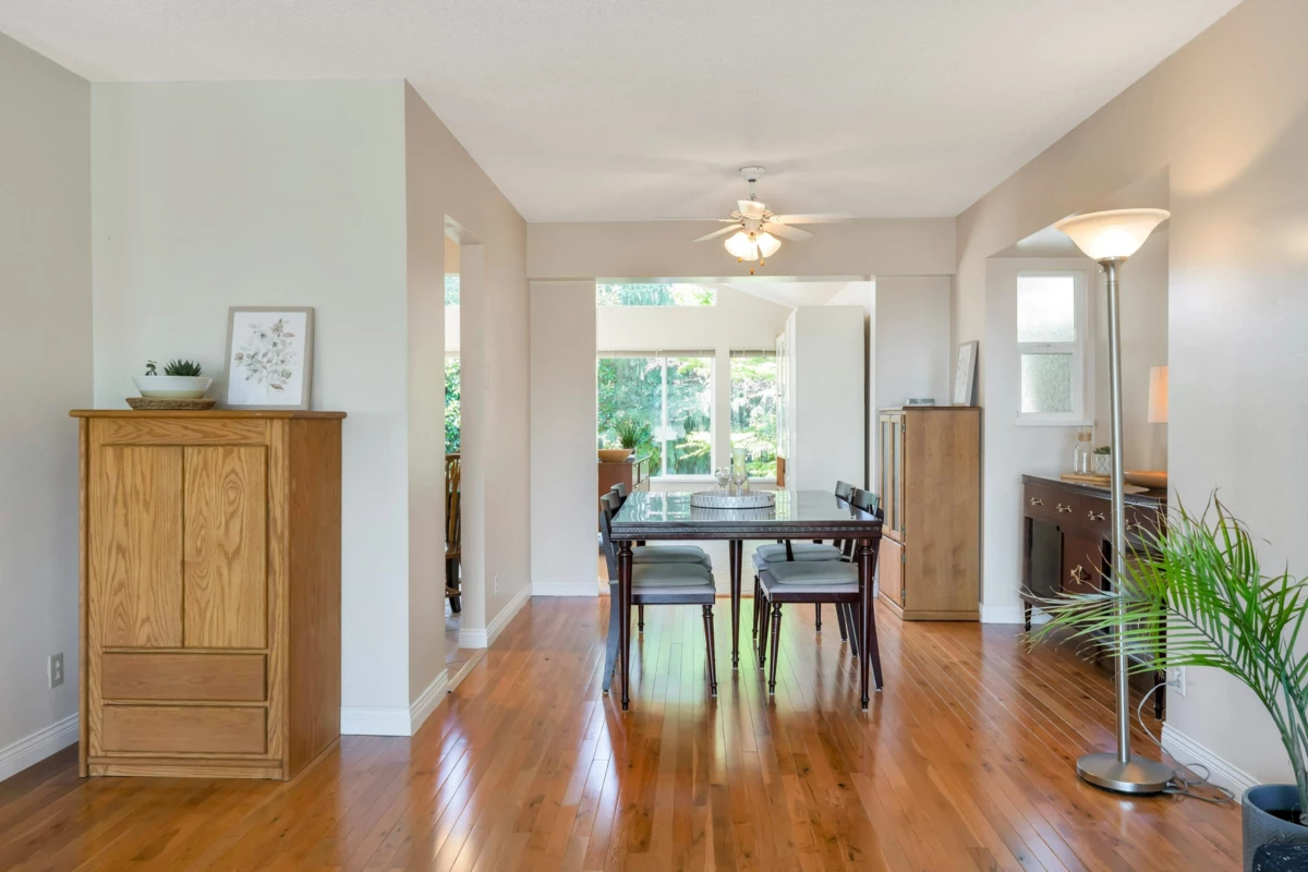 Guest Bathroom Photo of 10601 Hermosa Drive, Delta, BC