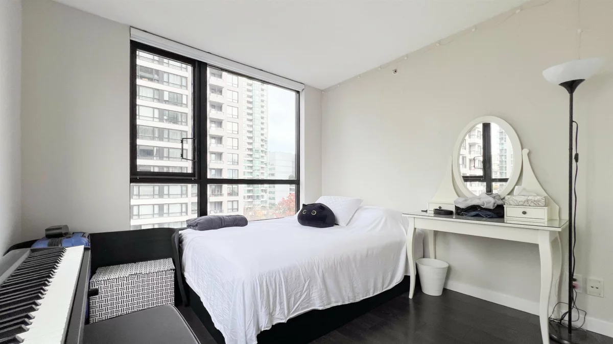 Bedroom 2 Photo of 1002 977 Mainland Street, Vancouver, BC