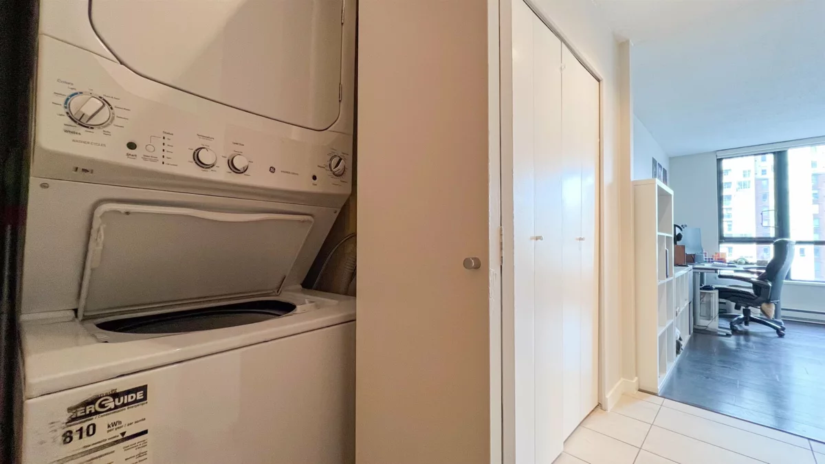 Bedroom 4 Photo of 1002 977 Mainland Street, Vancouver, BC