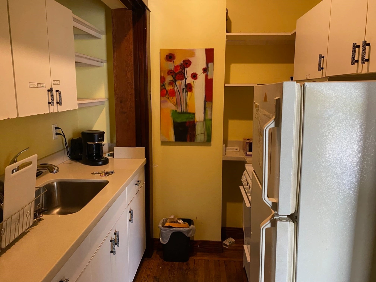 Backyard Photo of 387 W 13th Avenue, Vancouver, BC