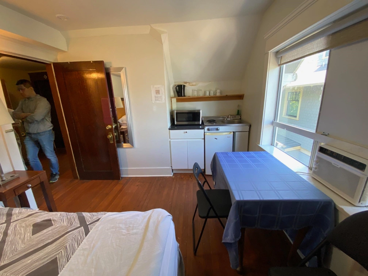 Bedroom 4 Photo of 387 W 13th Avenue, Vancouver, BC