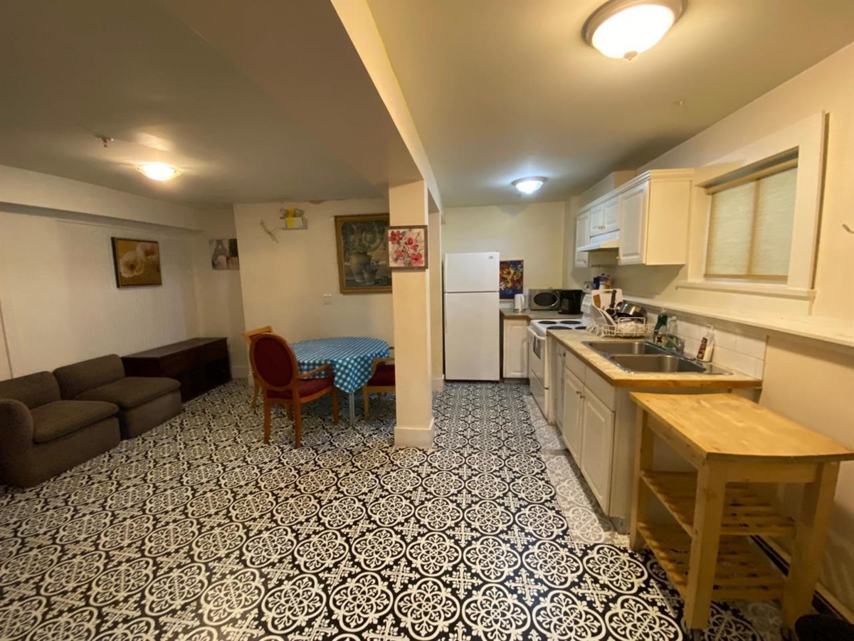 Pantry Photo of 387 W 13th Avenue, Vancouver, BC