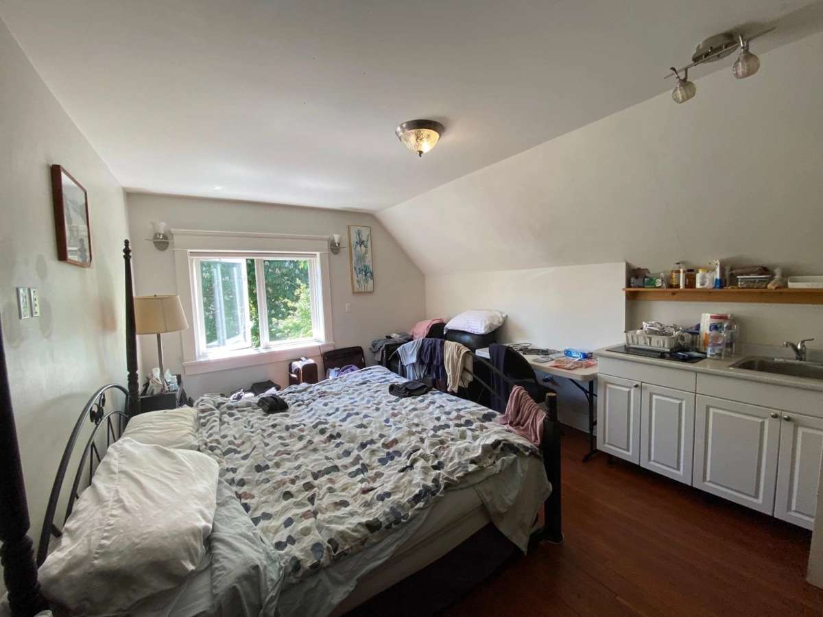 Primary Bedroom Photo of 387 W 13th Avenue, Vancouver, BC