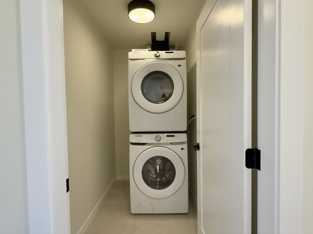 Basement Recreation Room Photo of 314 27218 Aldergrove Town Centre Drive, Langley, BC