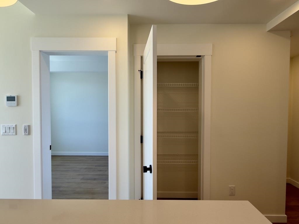 Primary Bathroom Photo of 314 27218 Aldergrove Town Centre Drive, Langley, BC