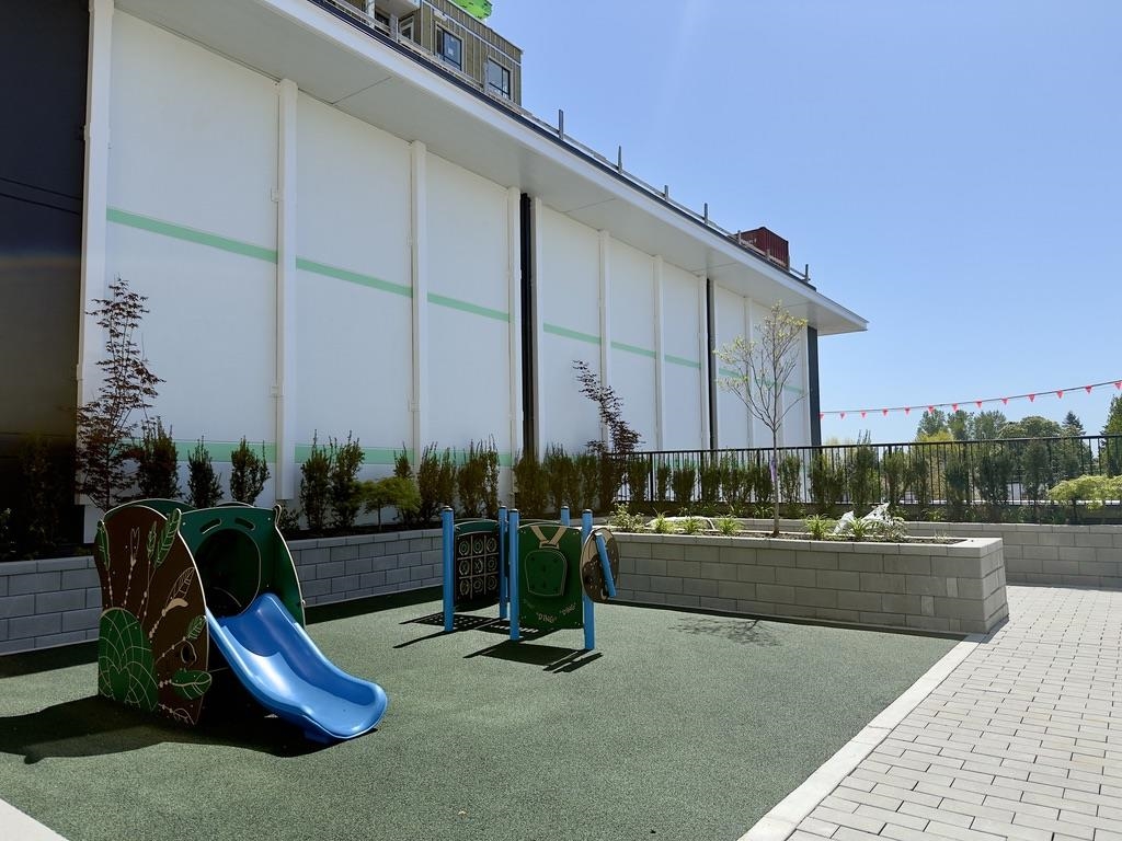 Staircase Photo of 314 27218 Aldergrove Town Centre Drive, Langley, BC