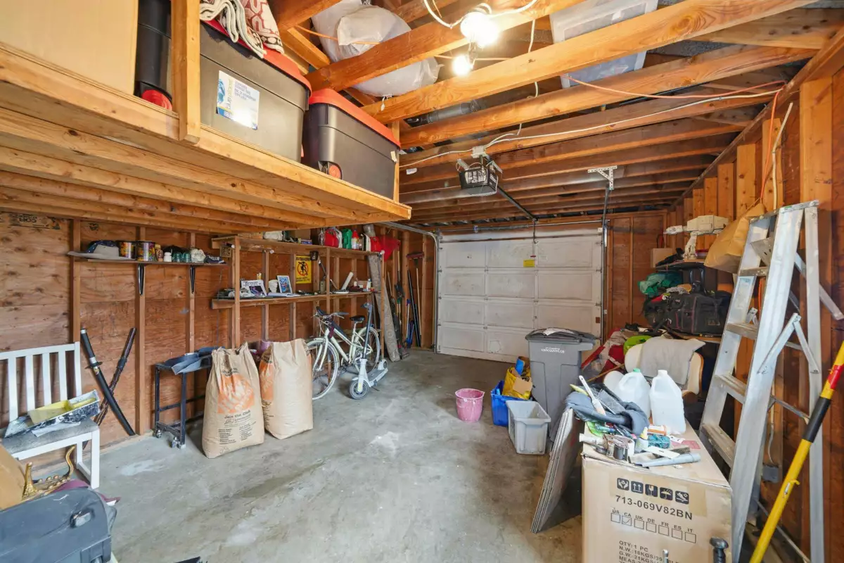 Garden / Landscaping Photo of 2915 Charles Street, Vancouver, BC