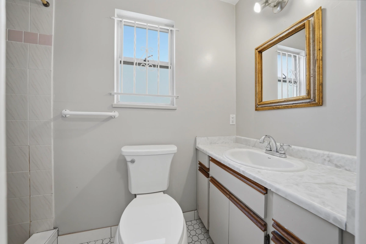 Guest Bathroom Photo of 2915 Charles Street, Vancouver, BC