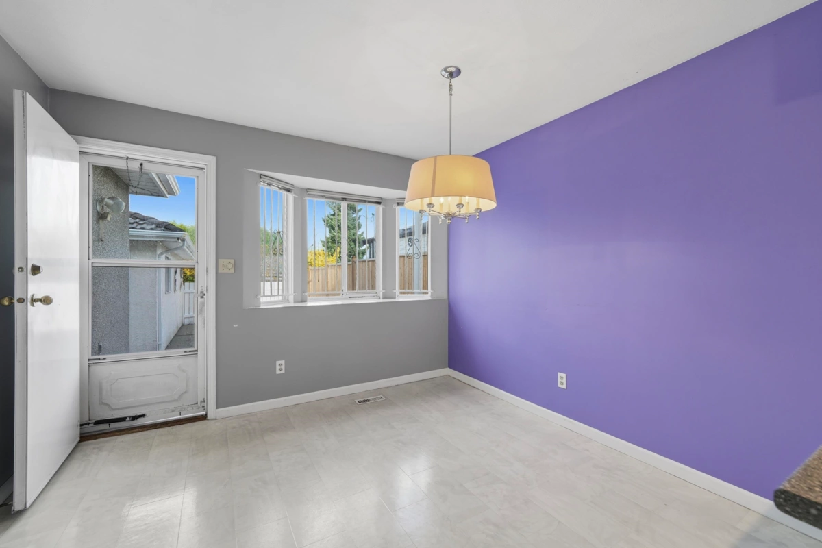 Walk-In Closet Photo of 2915 Charles Street, Vancouver, BC