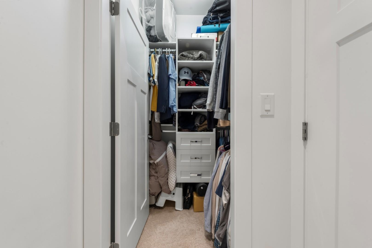 Front Yard Photo of 5702 Williams Road, Richmond, BC