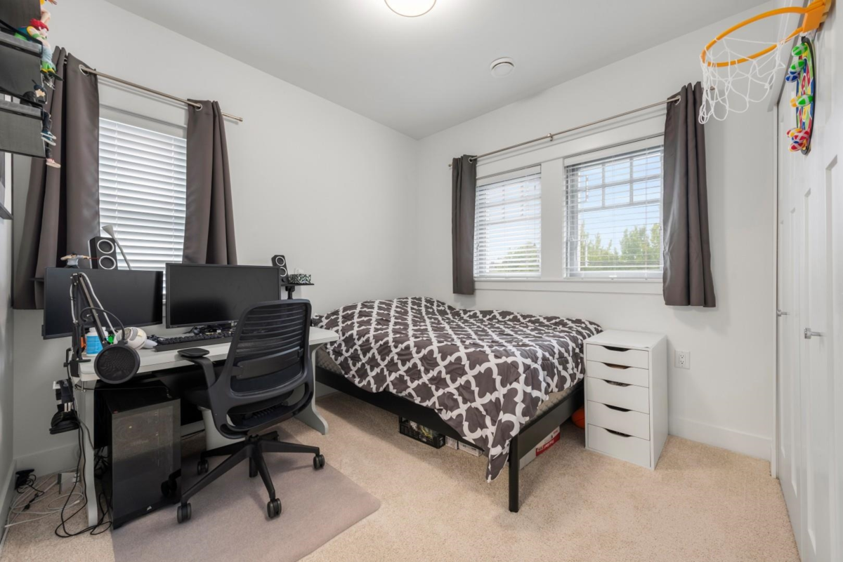 Guest Bathroom Photo of 5702 Williams Road, Richmond, BC