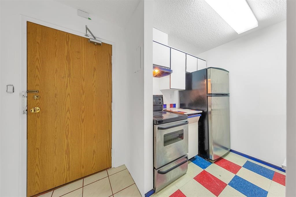 Dining Area Photo of 312 1040 Pacific Street, Vancouver, BC