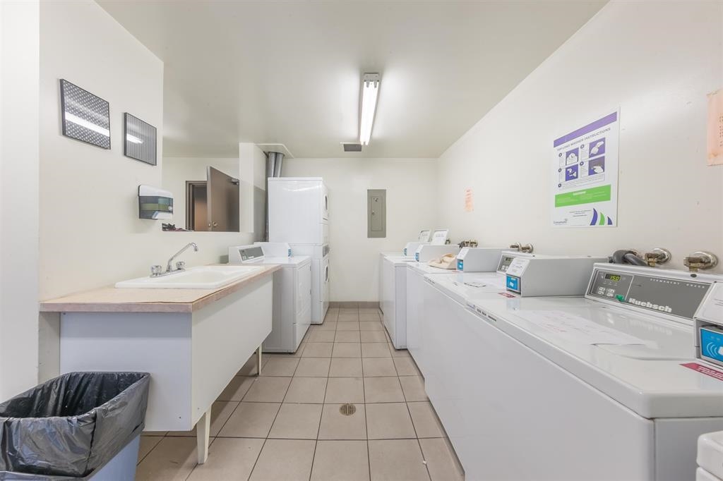 Hallway Photo of 312 1040 Pacific Street, Vancouver, BC