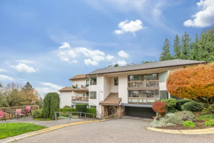 304 1351 Vidal Street, White Rock, BC, White Rock — Apartment/Condo for sale