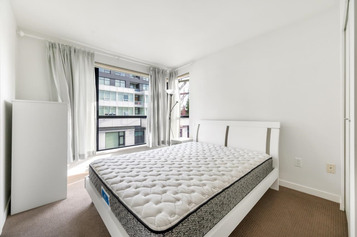 Powder Room Photo of 6342 Ash Street, Vancouver, BC