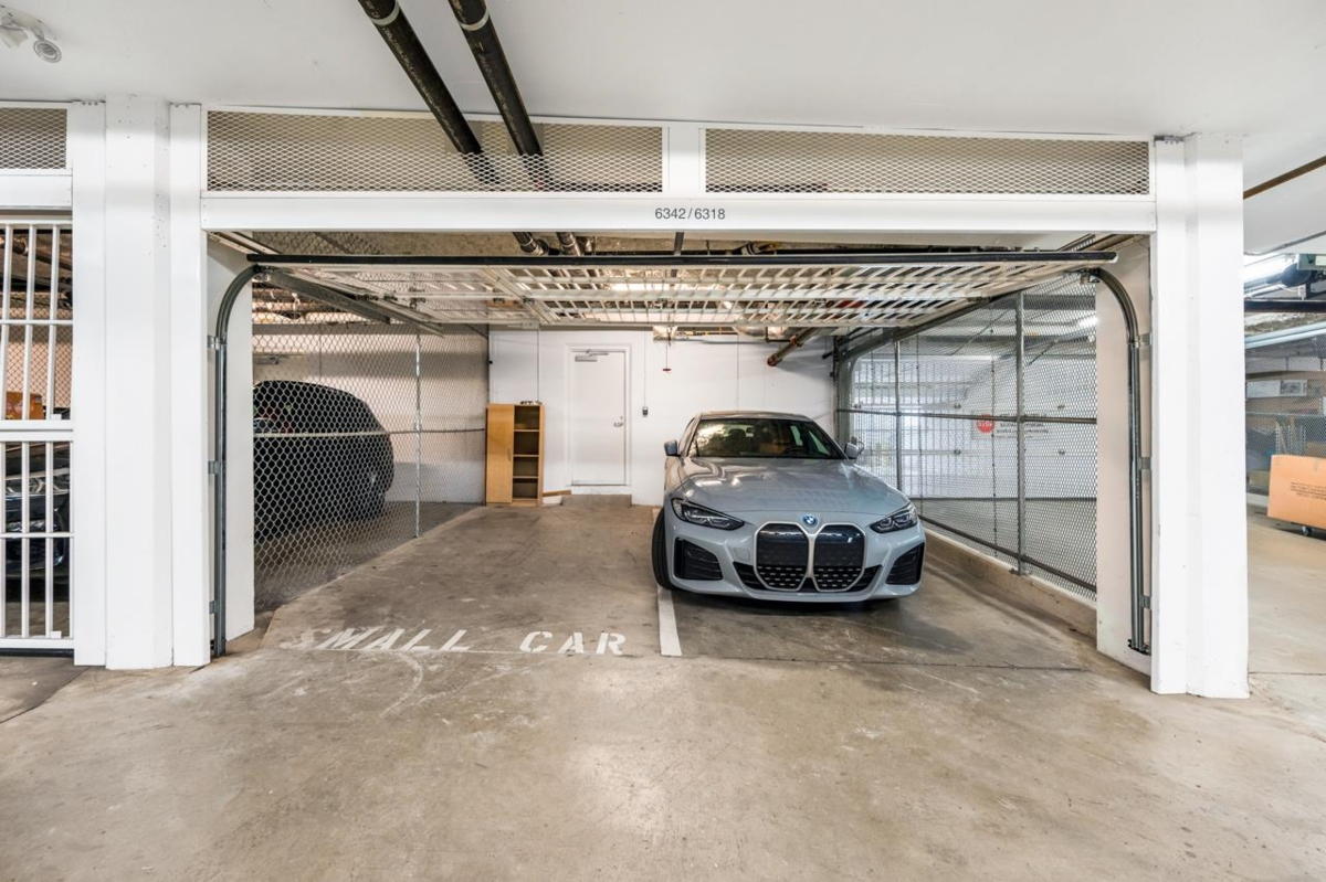 Staircase Photo of 6342 Ash Street, Vancouver, BC