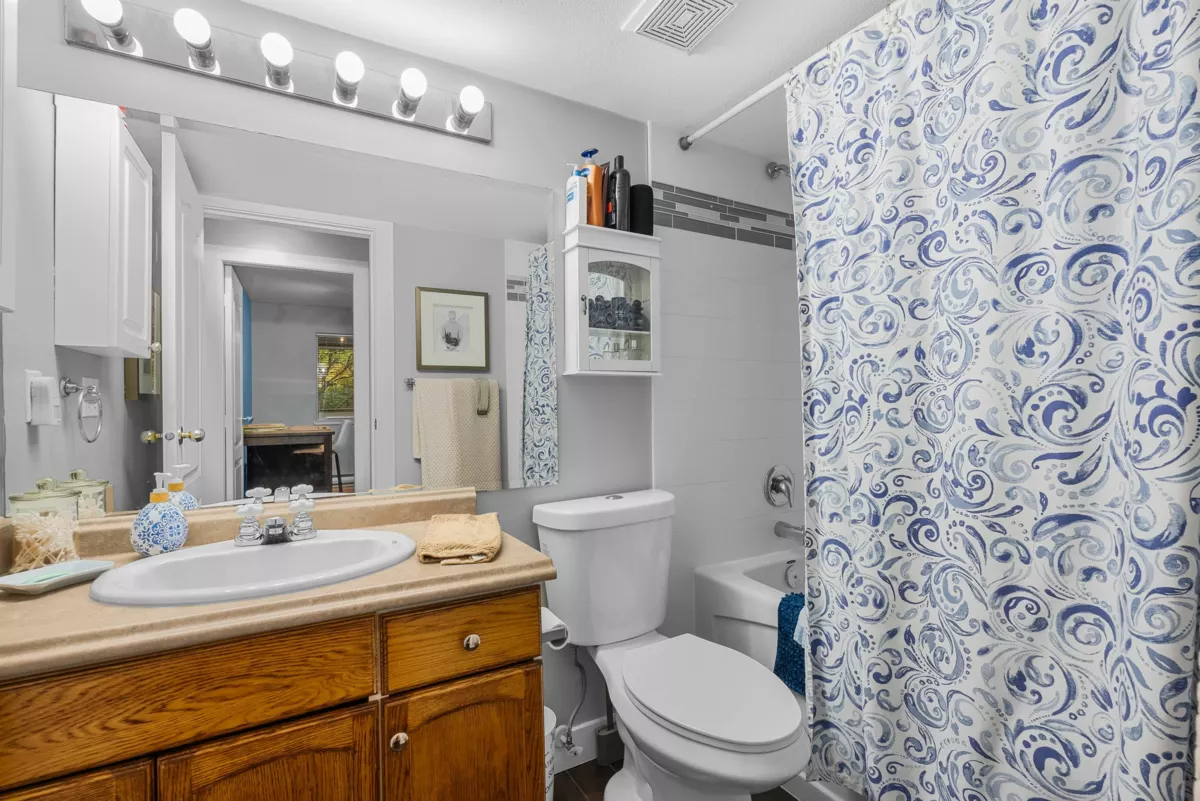 Basement Recreation Room Photo of 105 2964 Trethewey Street, Abbotsford, BC