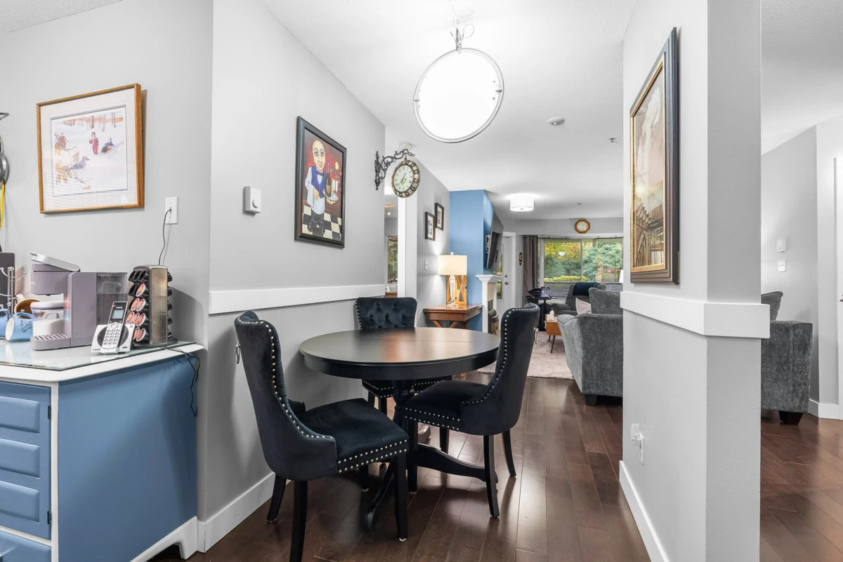 Breakfast Nook Photo of 105 2964 Trethewey Street, Abbotsford, BC
