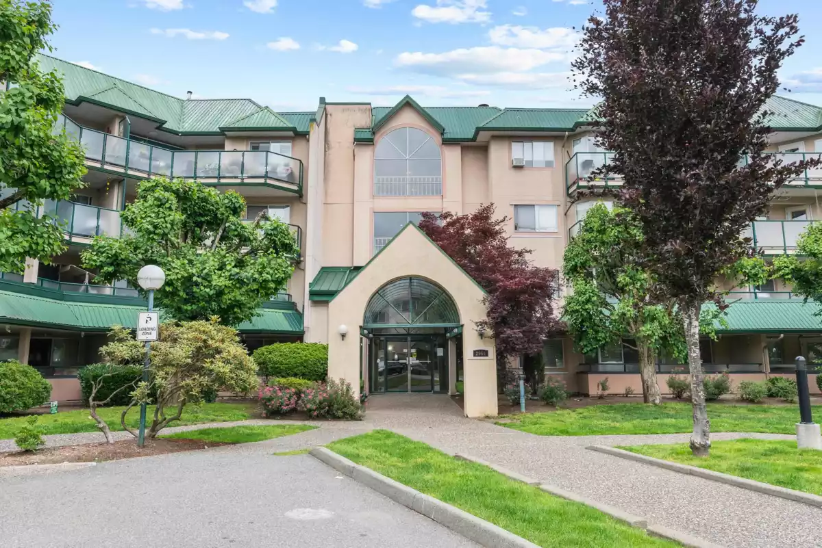 Exterior Front Photo of 105 2964 Trethewey Street, Abbotsford, BC