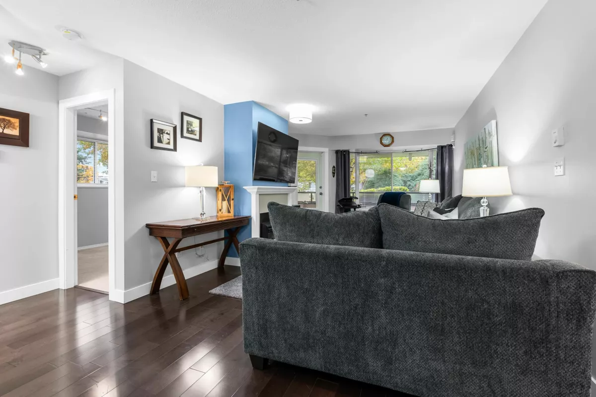 Family Room Photo of 105 2964 Trethewey Street, Abbotsford, BC