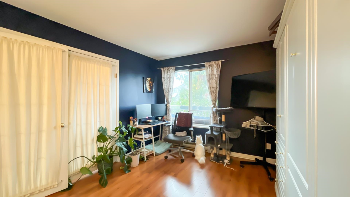 Basement Recreation Room Photo of 305 9299 121 Street, Surrey, BC