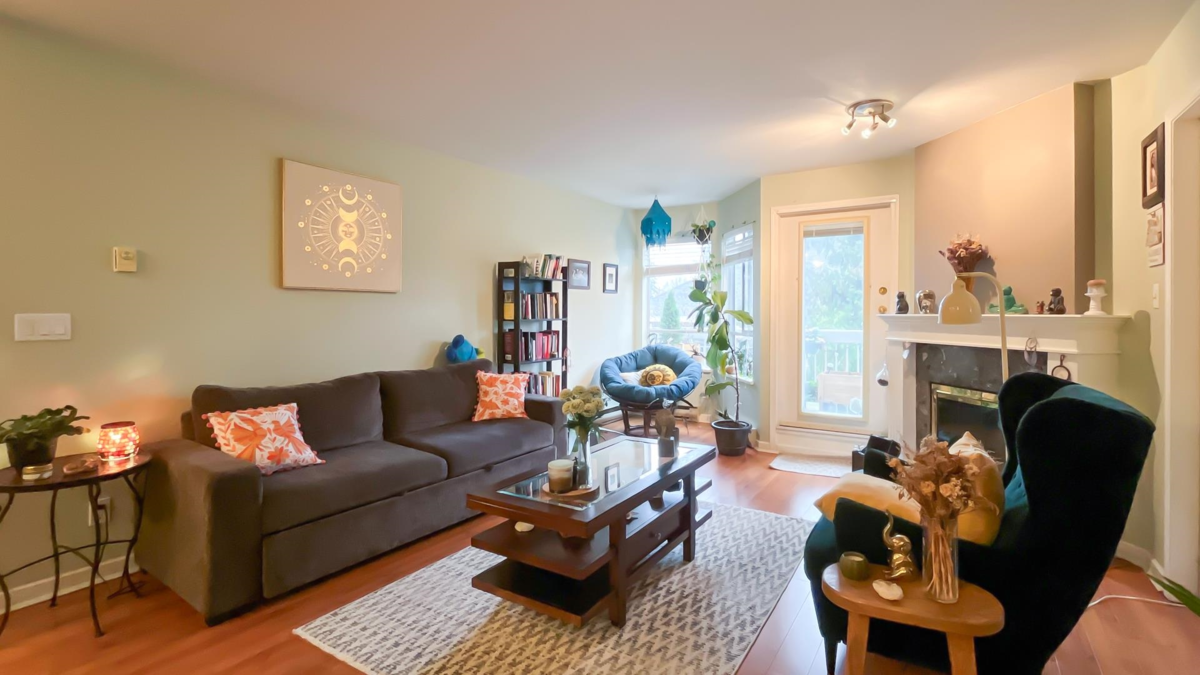 Dining Area Photo of 305 9299 121 Street, Surrey, BC