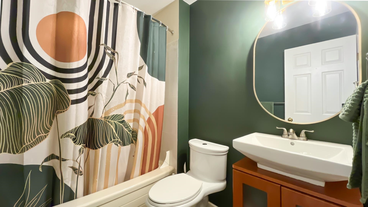 Mudroom Photo of 305 9299 121 Street, Surrey, BC