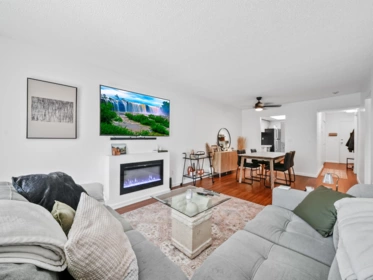 111 1341 George Street, White Rock, BC, White Rock — Apartment/Condo for sale