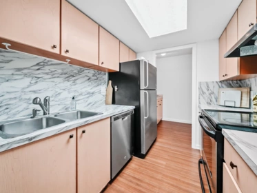 Primary Bedroom Photo of 111 1341 George Street, White Rock, BC