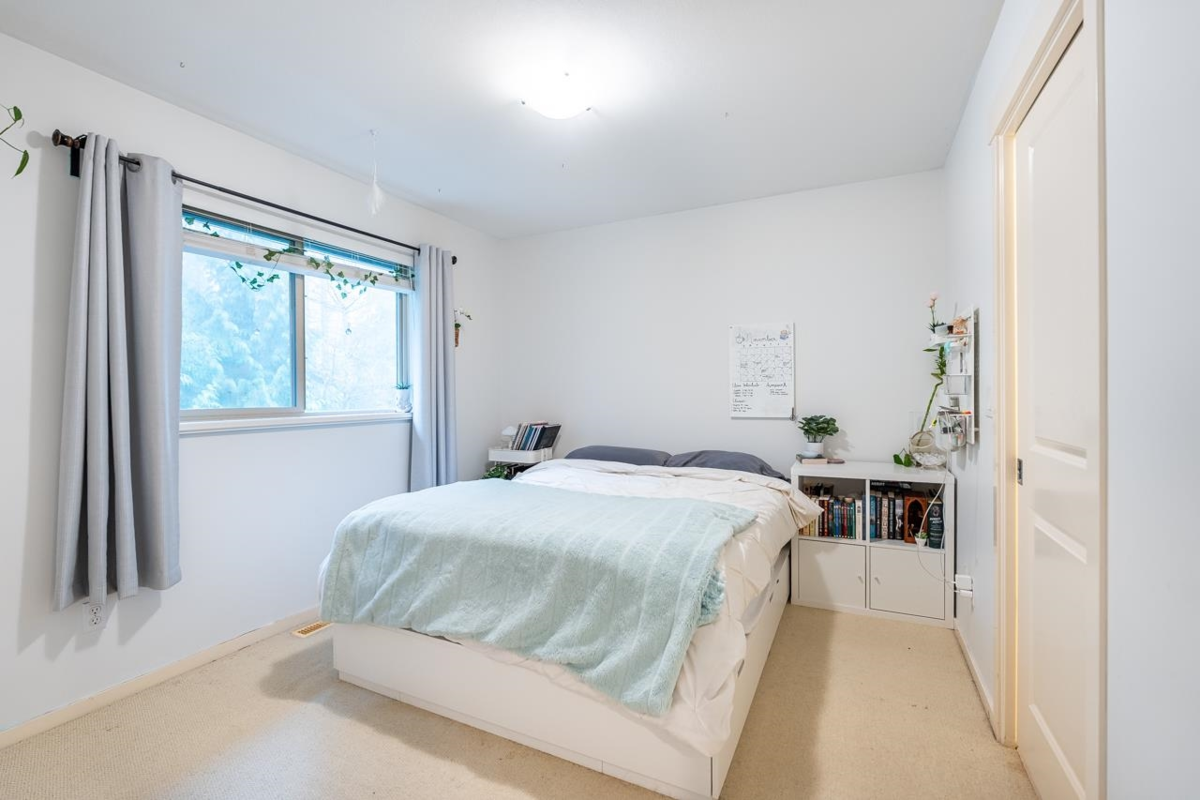 Office / Den Photo of 30 Hawthorn Drive, Port Moody, BC