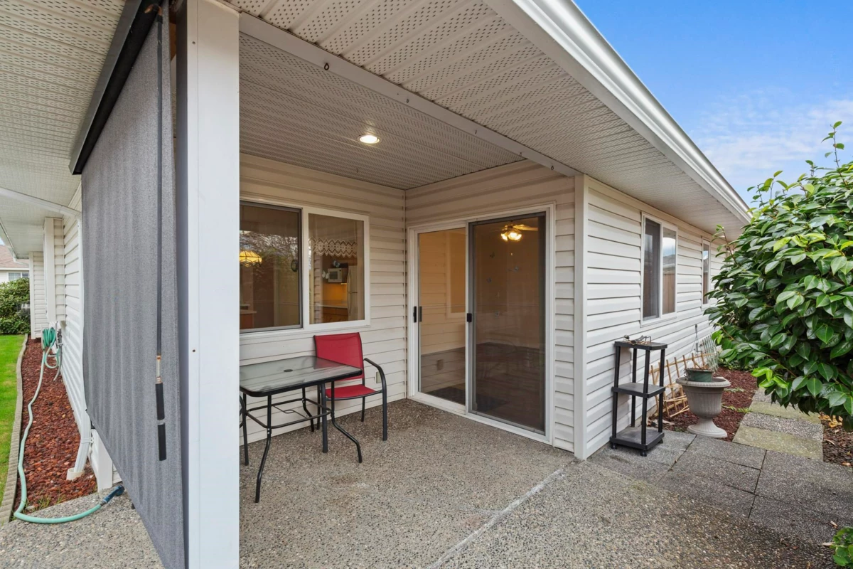 Front Yard Photo of 39 46485 Airport Road, Chilliwack, BC