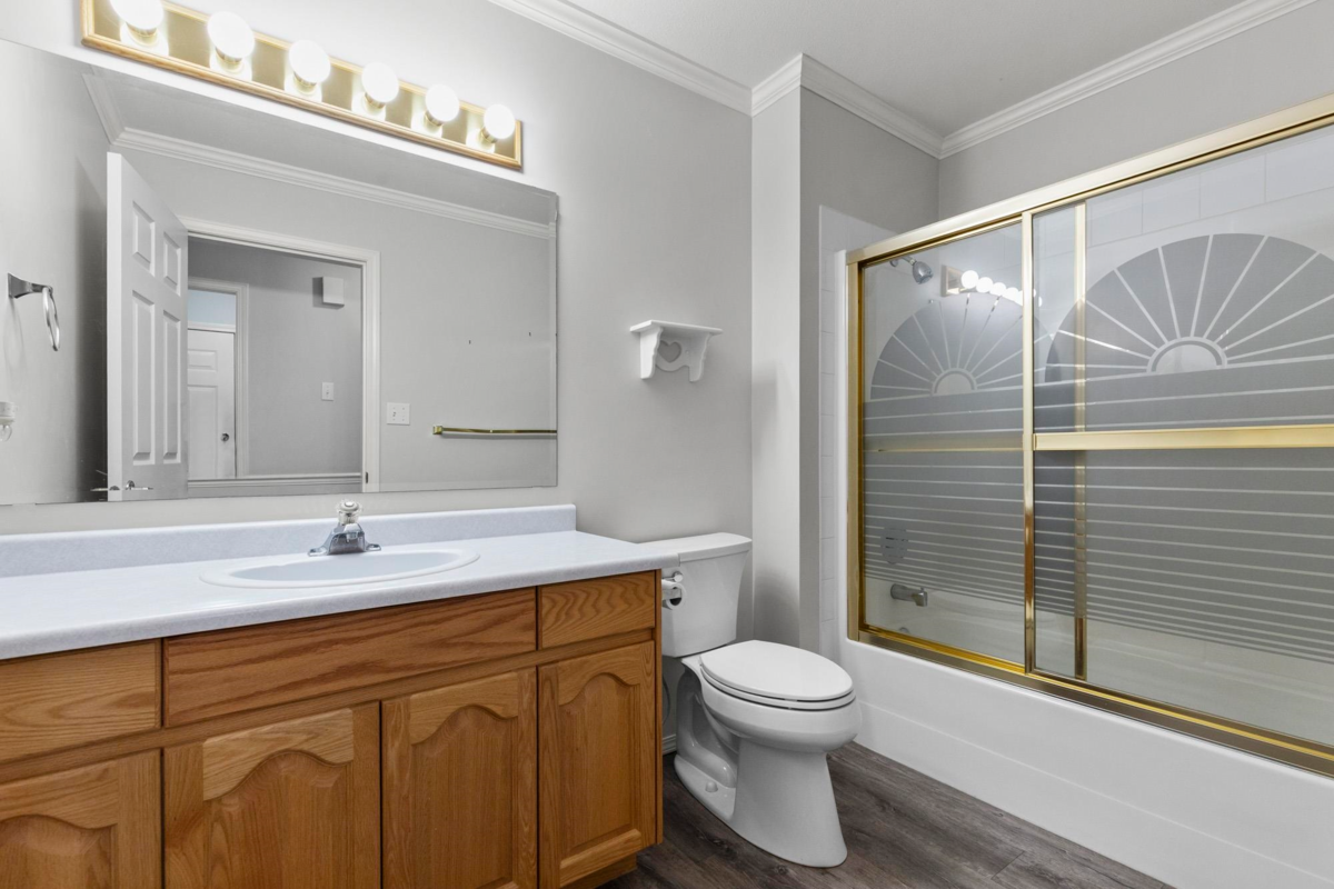 Garage Interior Photo of 39 46485 Airport Road, Chilliwack, BC