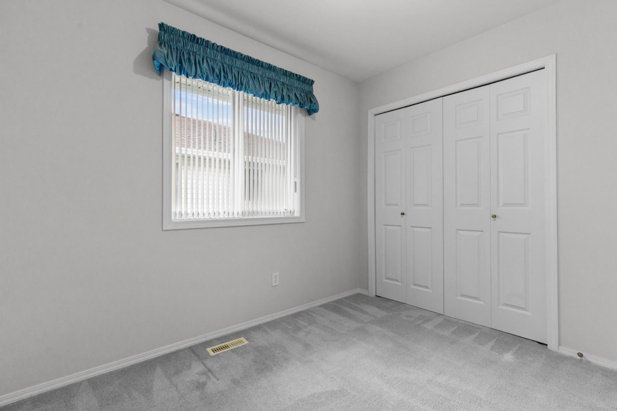 Hallway Photo of 39 46485 Airport Road, Chilliwack, BC