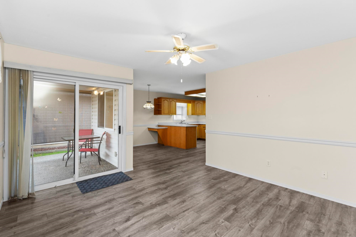 Powder Room Photo of 39 46485 Airport Road, Chilliwack, BC