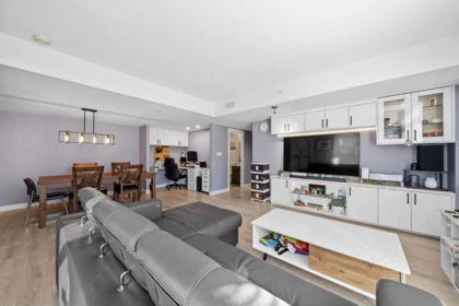 203 8333 Anderson Road, Richmond, BC, Richmond — Apartment/Condo for sale