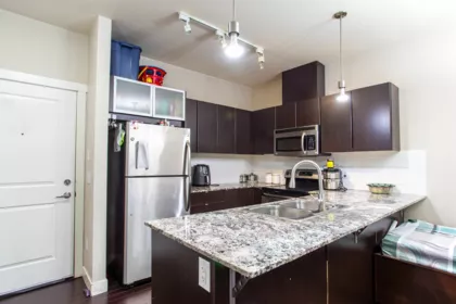 409 9655 King George Boulevard, Surrey, BC, Whalley — 1 bed apartment/condo for sale