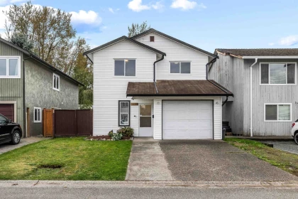 Family Room Photo of 8542 Mccutcheon Avenue, Chilliwack, BC