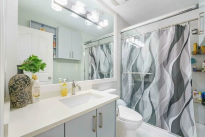 Mudroom Photo of 6168 126 Street, Surrey, BC