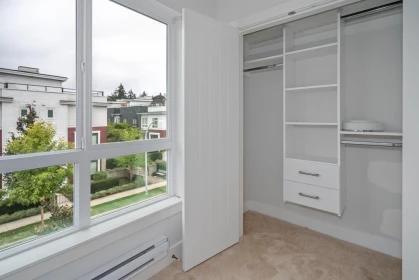 Mudroom Photo of 30 16337 23a Avenue, Surrey, BC