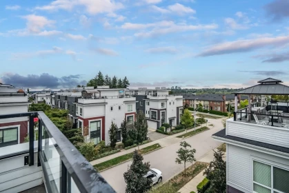 Outdoor Deck Photo of 30 16337 23a Avenue, Surrey, BC
