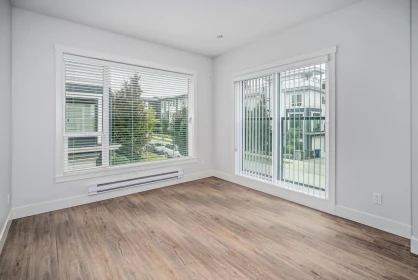 Walk-In Closet Photo of 30 16337 23a Avenue, Surrey, BC