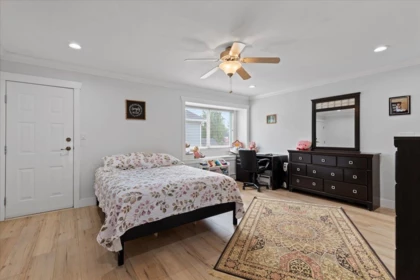 Mudroom Photo of 18118 67 Avenue, Surrey, BC
