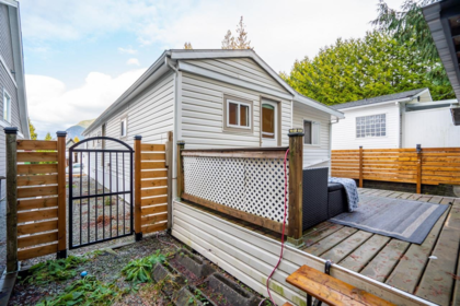 Garage Interior Photo of 50 3295 Sunnyside Road, Anmore, BC