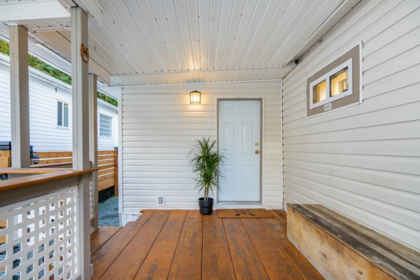Kitchen Photo of 50 3295 Sunnyside Road, Anmore, BC