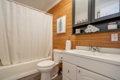 Mudroom Photo of 50 3295 Sunnyside Road, Anmore, BC