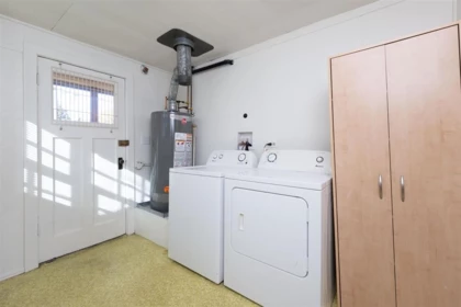 Guest Bathroom Photo of 3211 Catalina Crescent, Richmond, BC